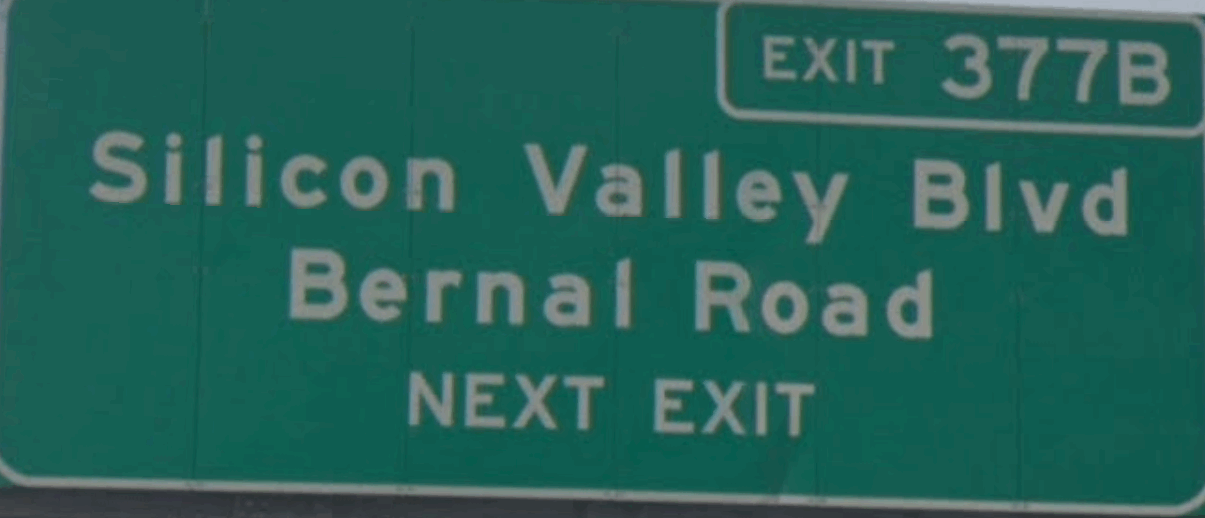 S_Valley_Frwy_-_Google_Maps